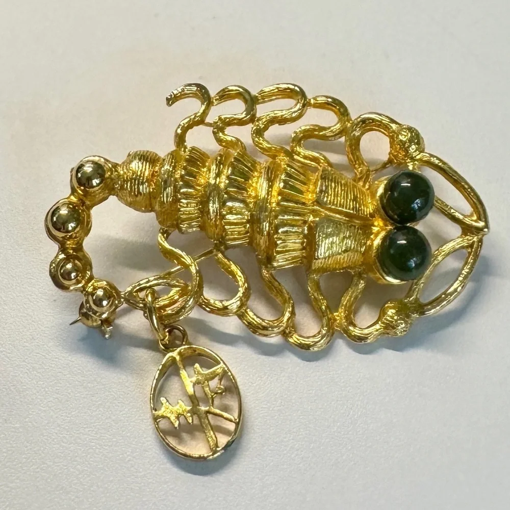 Vintage Hobé Gold Plated Jade Scorpion Figural Pin Brooch Rare